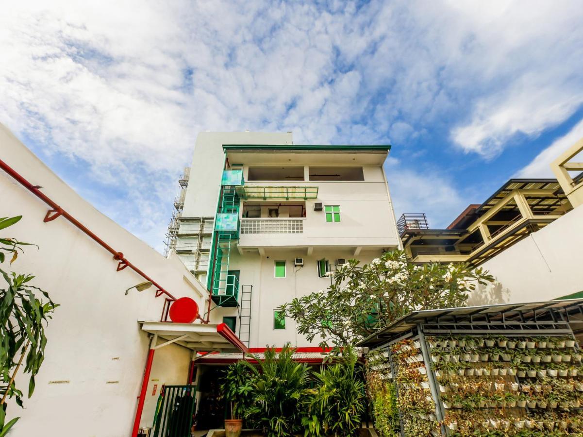 Oyo 842 City Smiles Apartelle San Juan  Kültér fotó