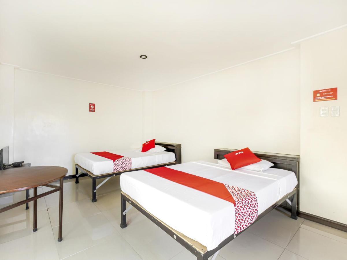 Oyo 842 City Smiles Apartelle San Juan  Kültér fotó