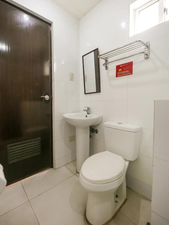 Oyo 842 City Smiles Apartelle San Juan  Kültér fotó