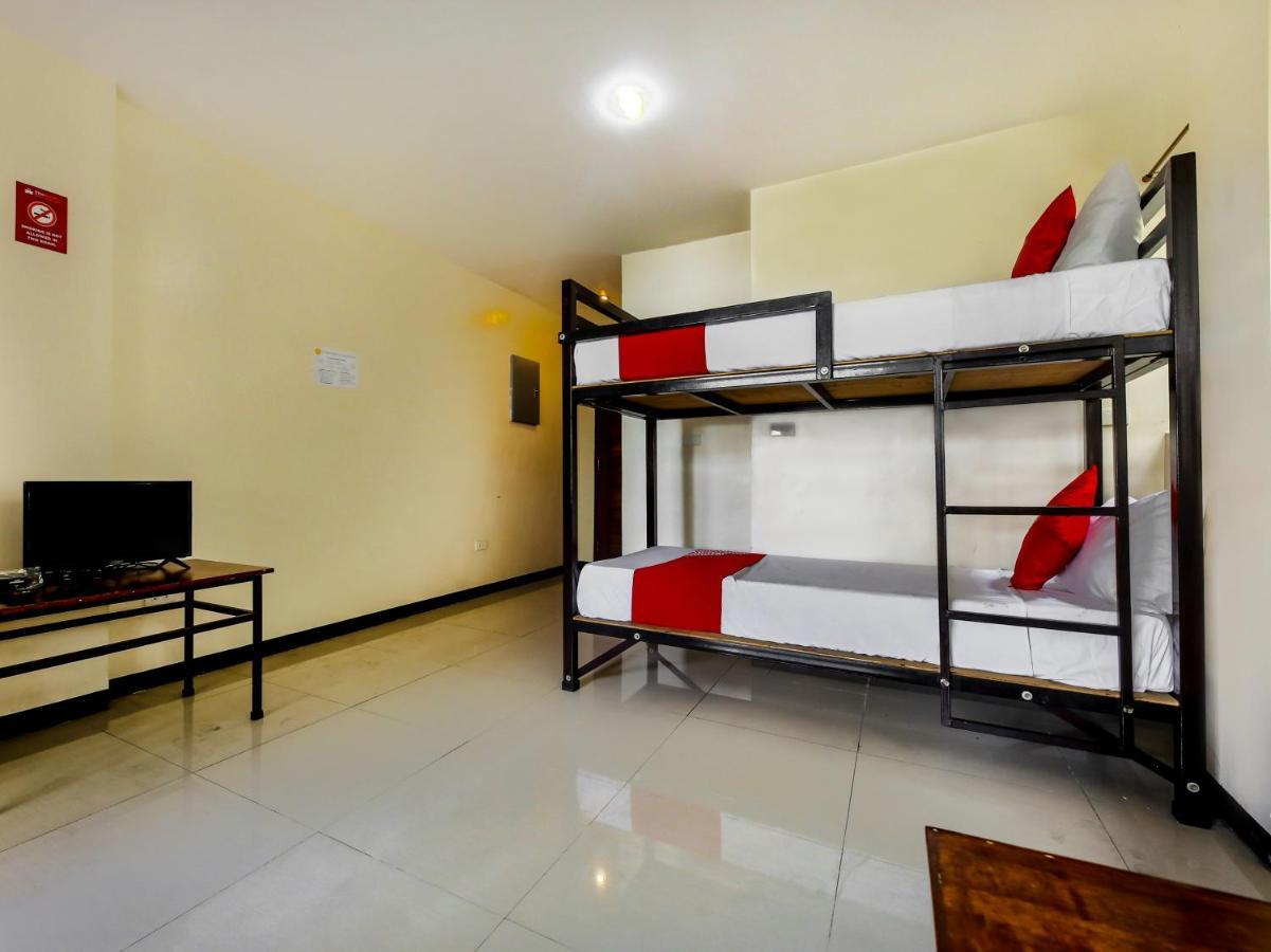 Oyo 842 City Smiles Apartelle San Juan  Kültér fotó