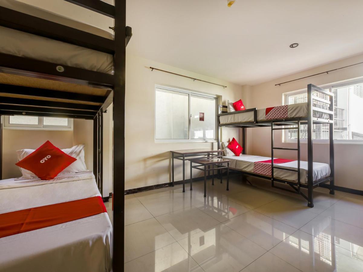 Oyo 842 City Smiles Apartelle San Juan  Kültér fotó