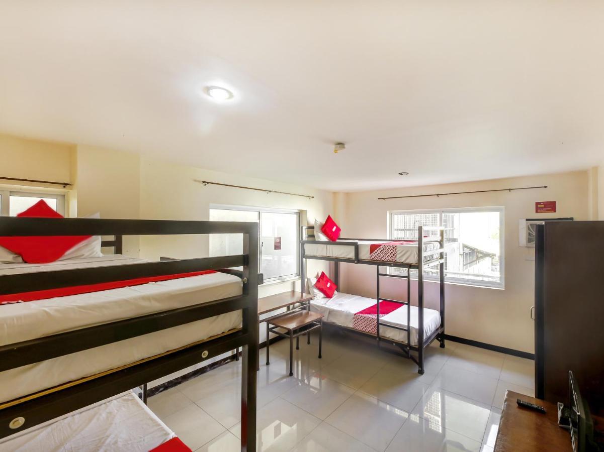 Oyo 842 City Smiles Apartelle San Juan  Kültér fotó